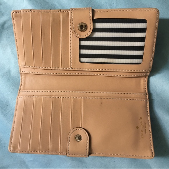 KATE SPADE WALLET - Picture 2 of 3